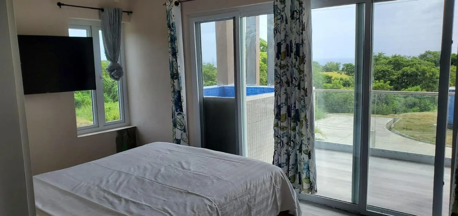 Tie-2 Bedroom Luxury Home La Fargue St. Lucia